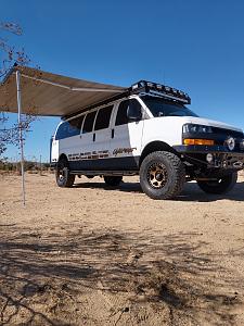 Click image for larger version

Name:	chevrolet express stealth aluminum roof rack with awning.jpg
Views:	18
Size:	103.0 KB
ID:	23951