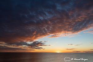_DSC6829 Sunset at the Arctic Ocean in Tuktoyatuk, Northwest Territories, Canada.jpg