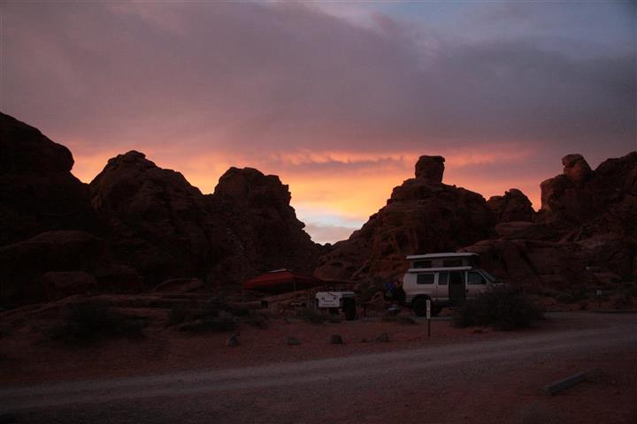 Sunrise over SMB at Valley of Fire