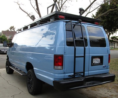 2003 Ford E350 4x4 Van - Rear
Before black stripe painted @ base